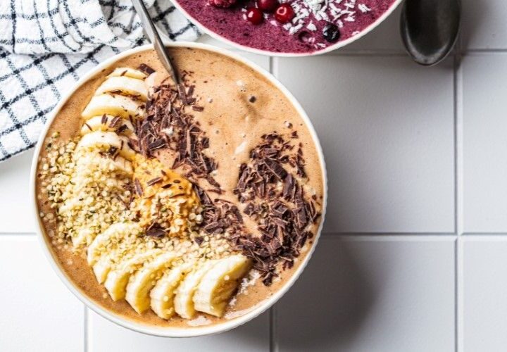 Bowl de plátano y chocolate